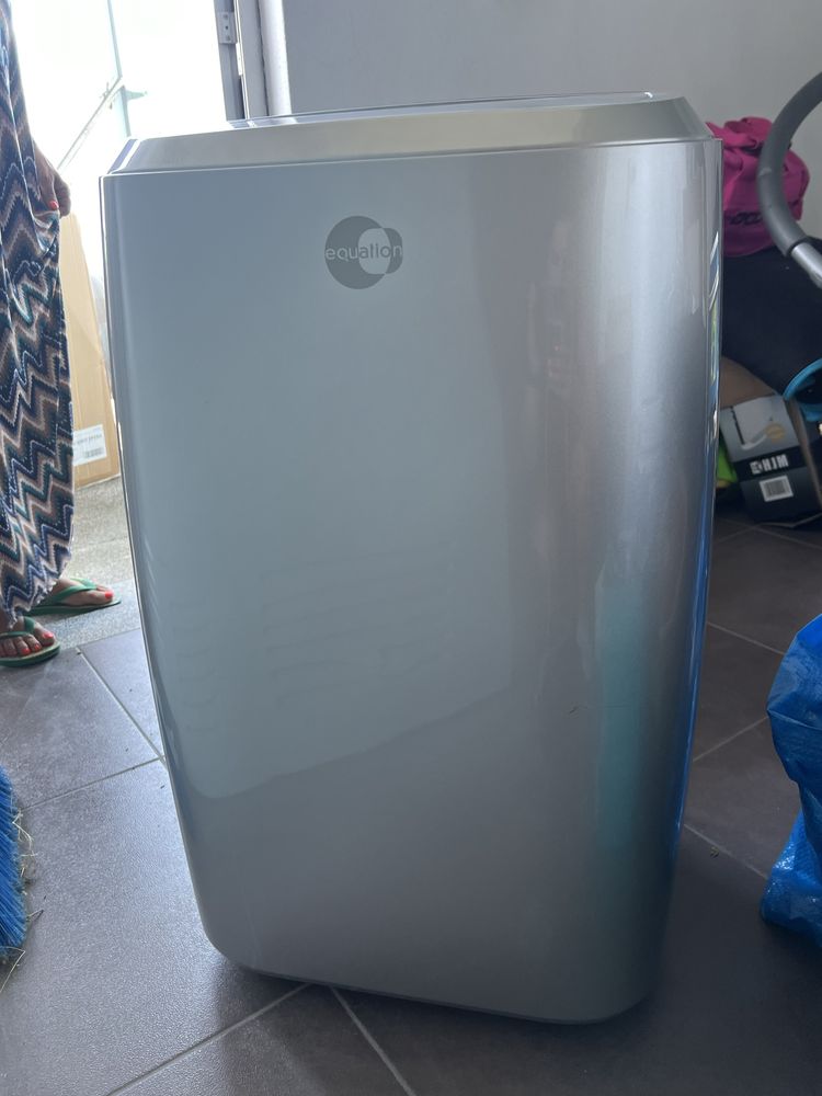 Refrigerador/aquecedor Novo