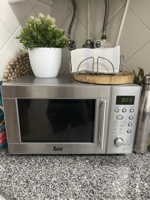 Microondas Teka- cinza metalizado