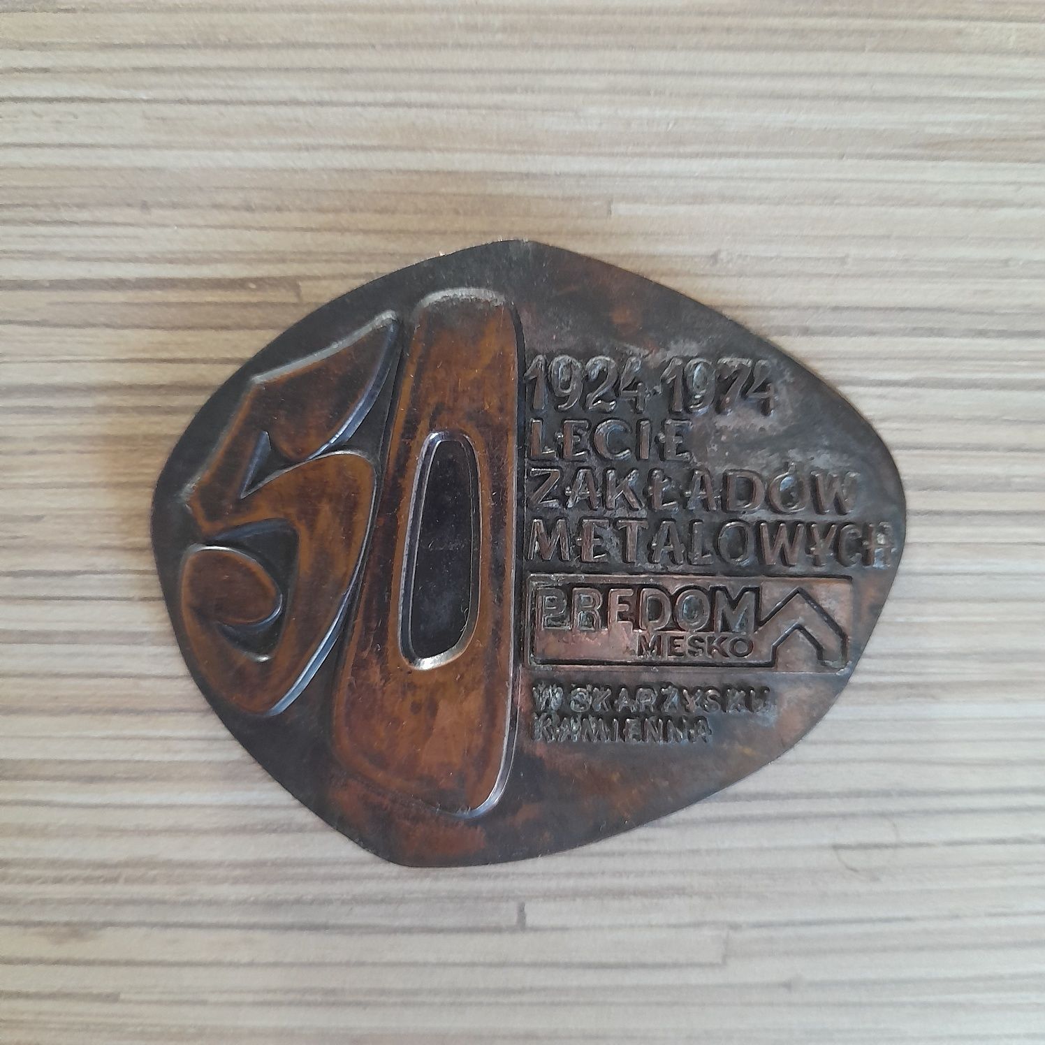 Medal 50 Lecie Zakladow Metalowych .