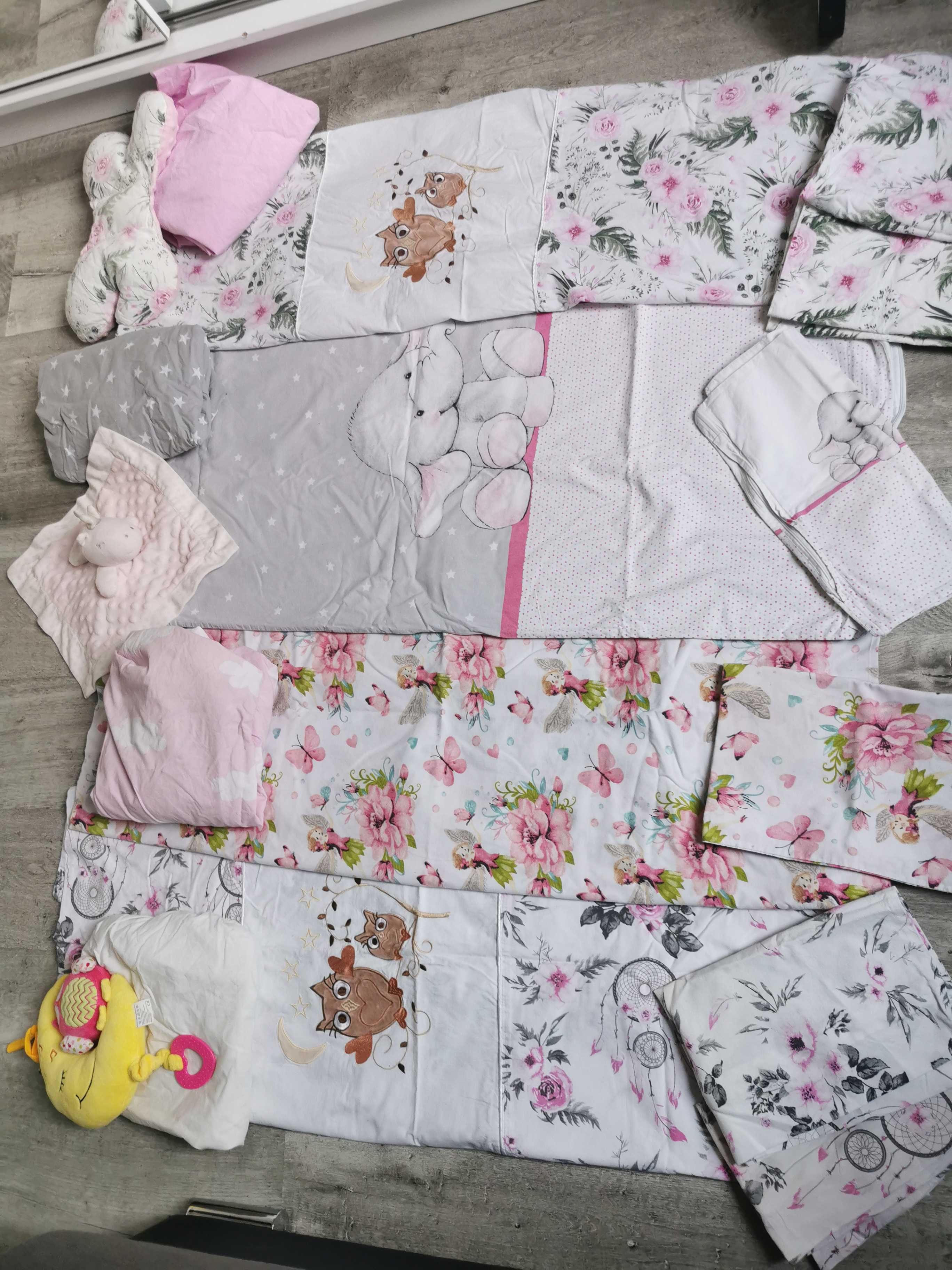 Łóżeczko dziecięce 120x60 materac pościele akcesoria