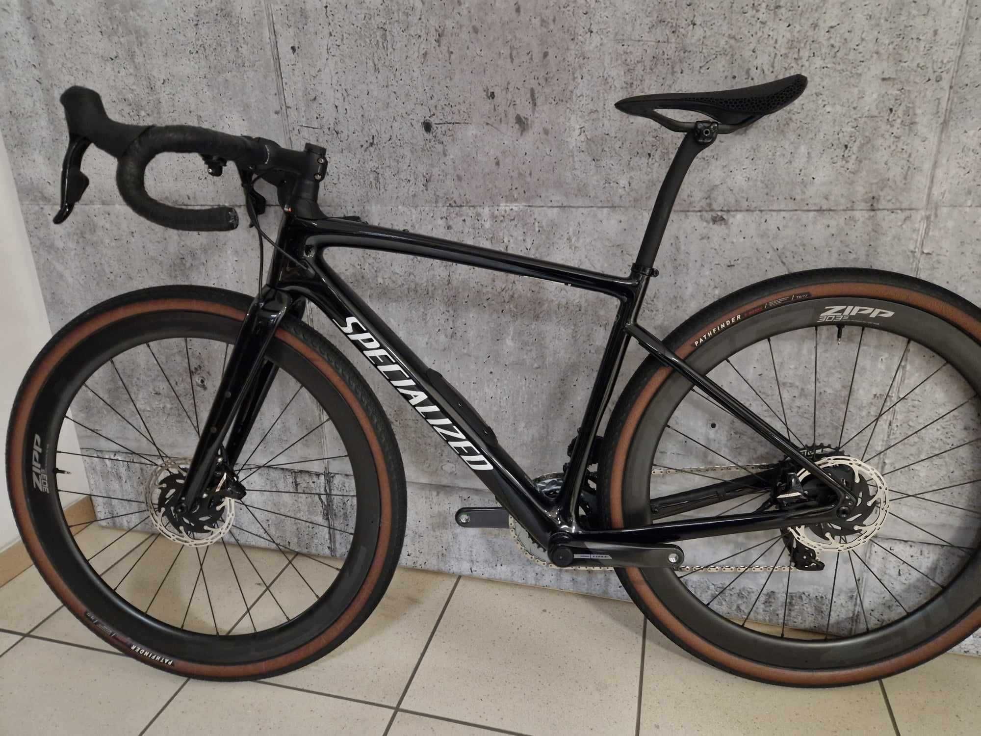 Gravel Specialized diverge pro M 54 sram force axs pomiar mocy