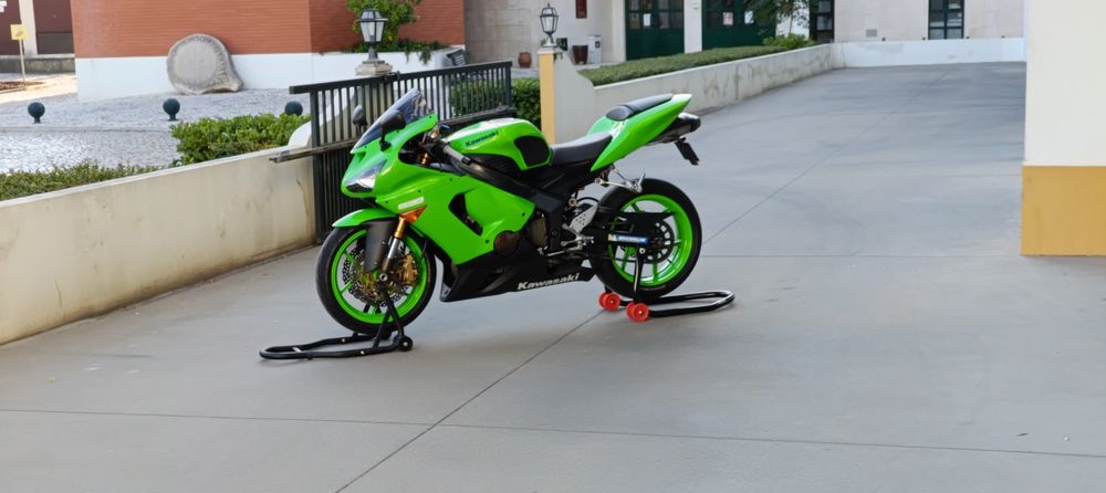 Kawasaki Ninja ZX6R 636 full power