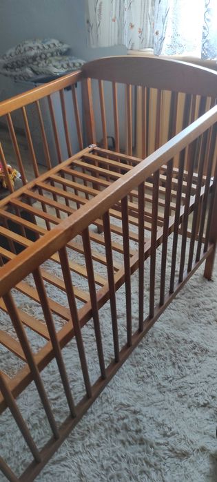 Łóżeczko drewniane 120x60+ materac