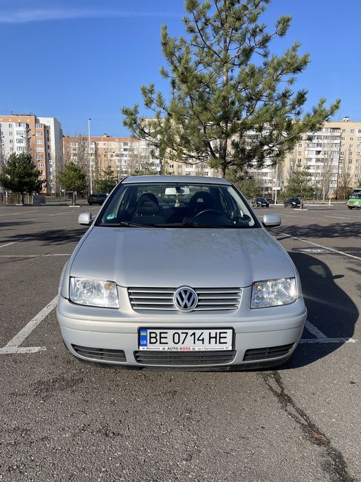 Volkswagen Bora 1.4 • 2000 p. • Гарний стан