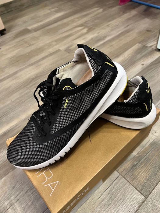 Чоловічі кросівки geox aerantis