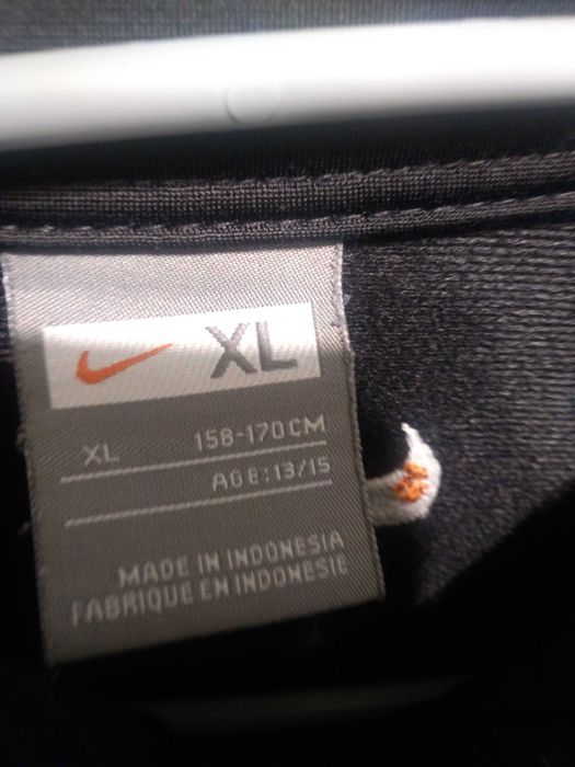 Bluza NIKE XL na 158-170 cm wiek 13/15 lat.         W1