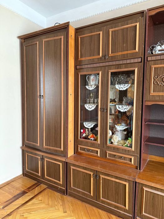 Шафа, меблева стінка, вінтажний шкаф