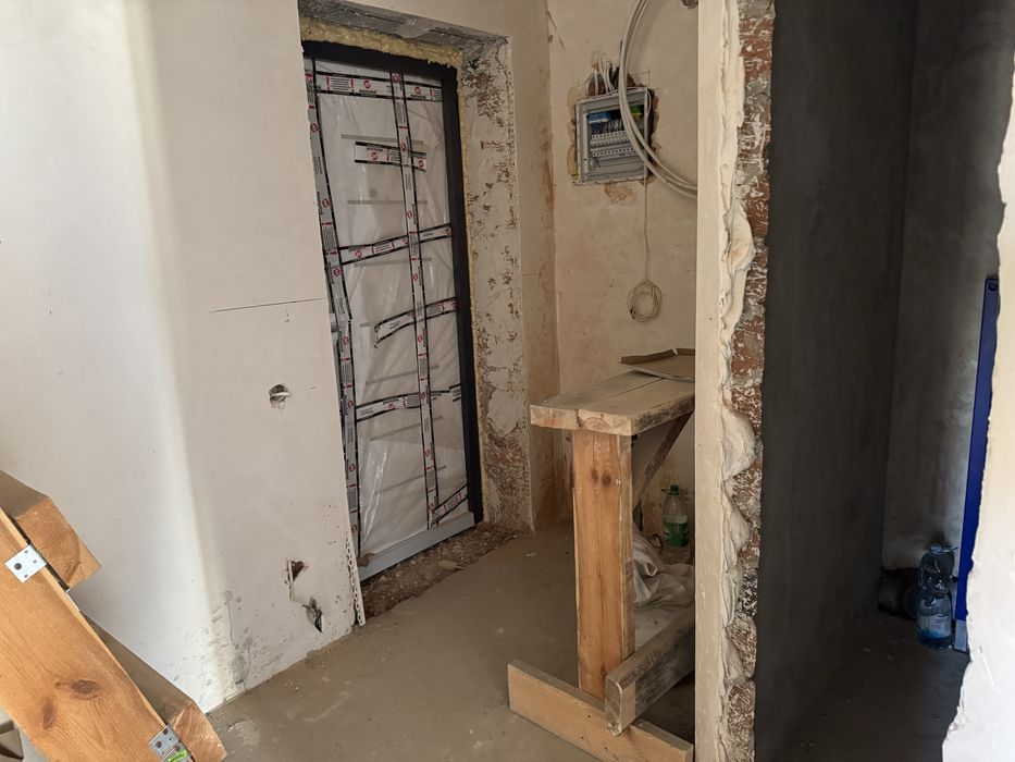 Продаж 2-к квартири в новобудові