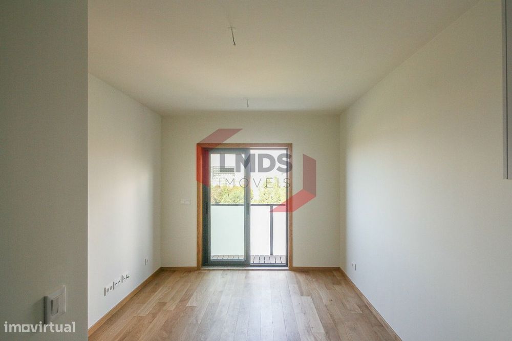 Magnífico Apartamento T1 Novo ao Polo Universitário