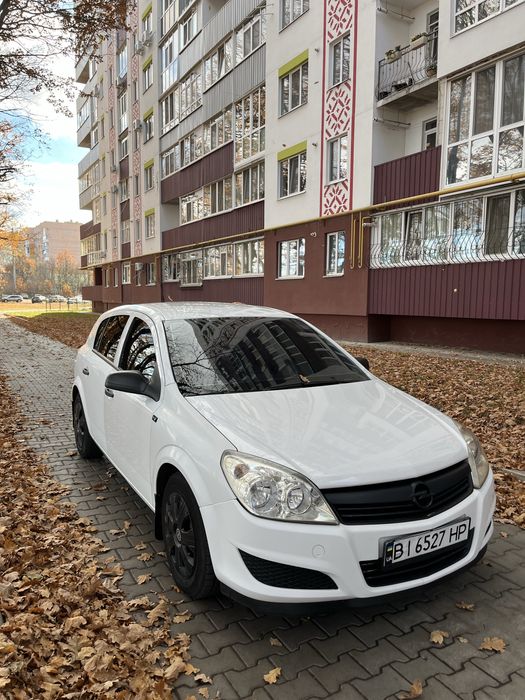 Продам Opel Astra H