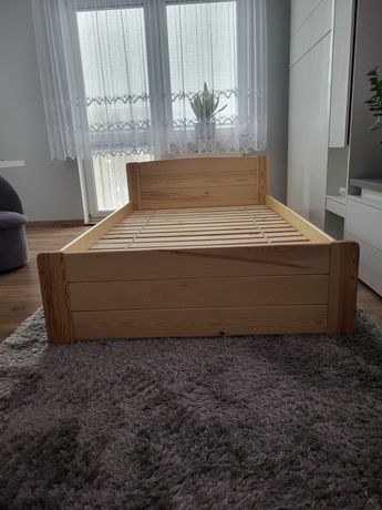 Łóżko drewniane stan jak nowy