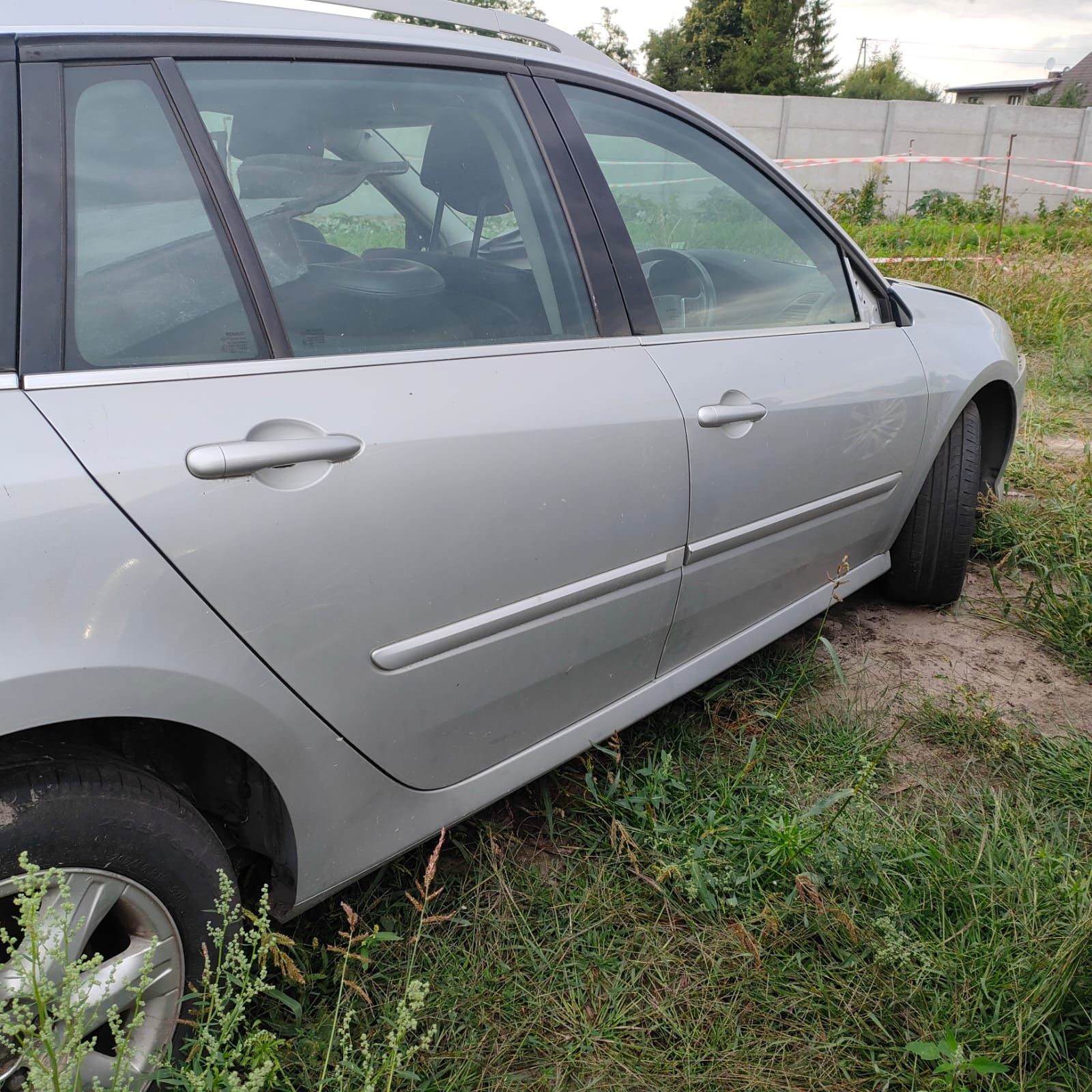 Drzwi prawe lewe przód renault laguna 3 iii ted69