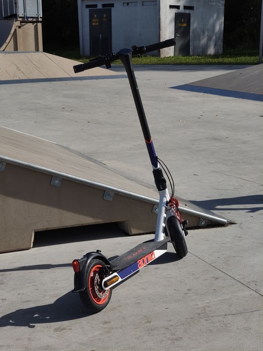 Chulajnoga elektryczna Aprila ESRZ