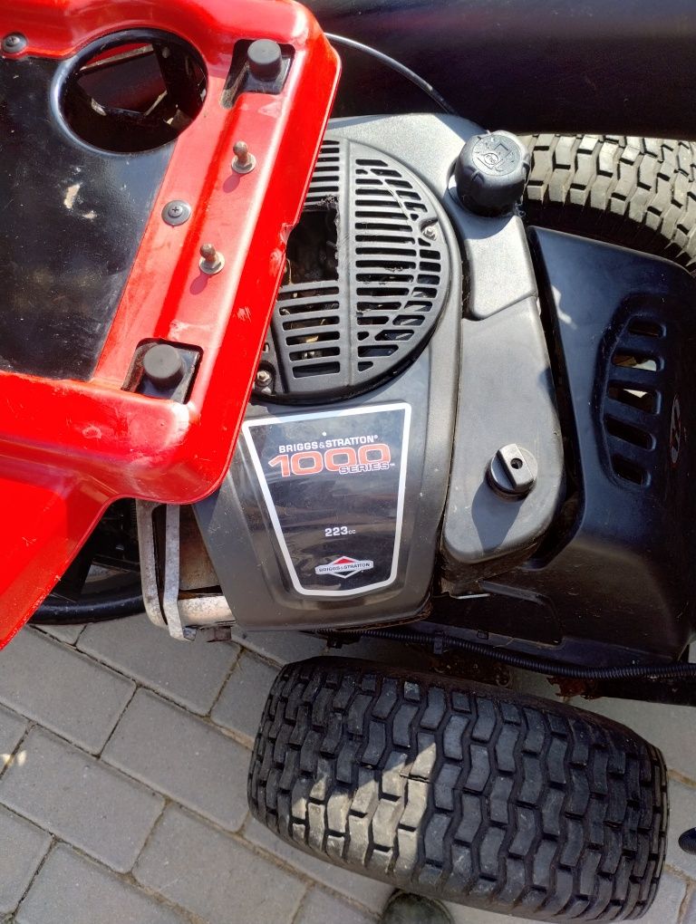 Kosiarka traktorek MTD Hydro