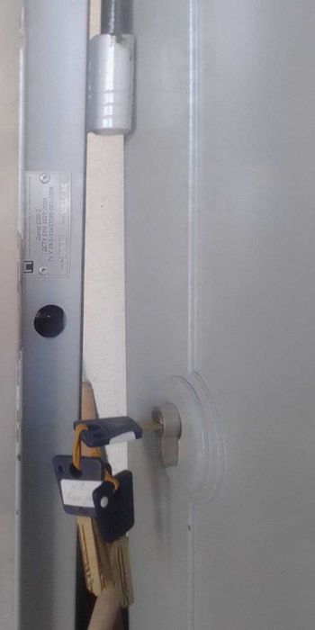 Двері  броньовані банківські ДЗВ-2