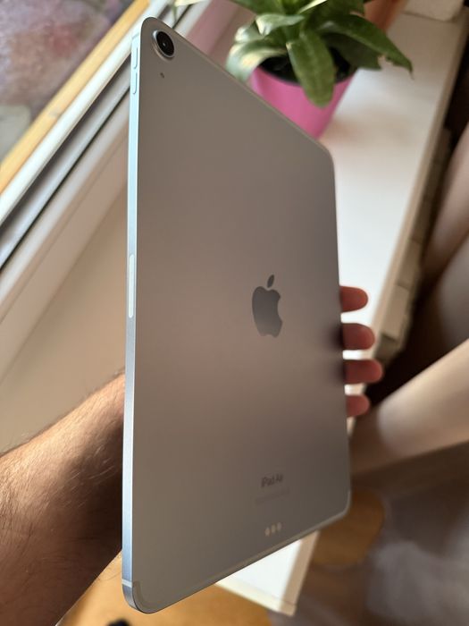 Ipad Air 11 (m2) 128 gb + LTE. Как новый. Идеал.