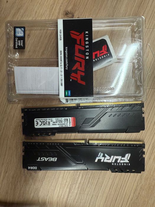 Kingston DDR4 3600 16gb(2x8) + Kingston DDR4 2666 16gb(2x8)