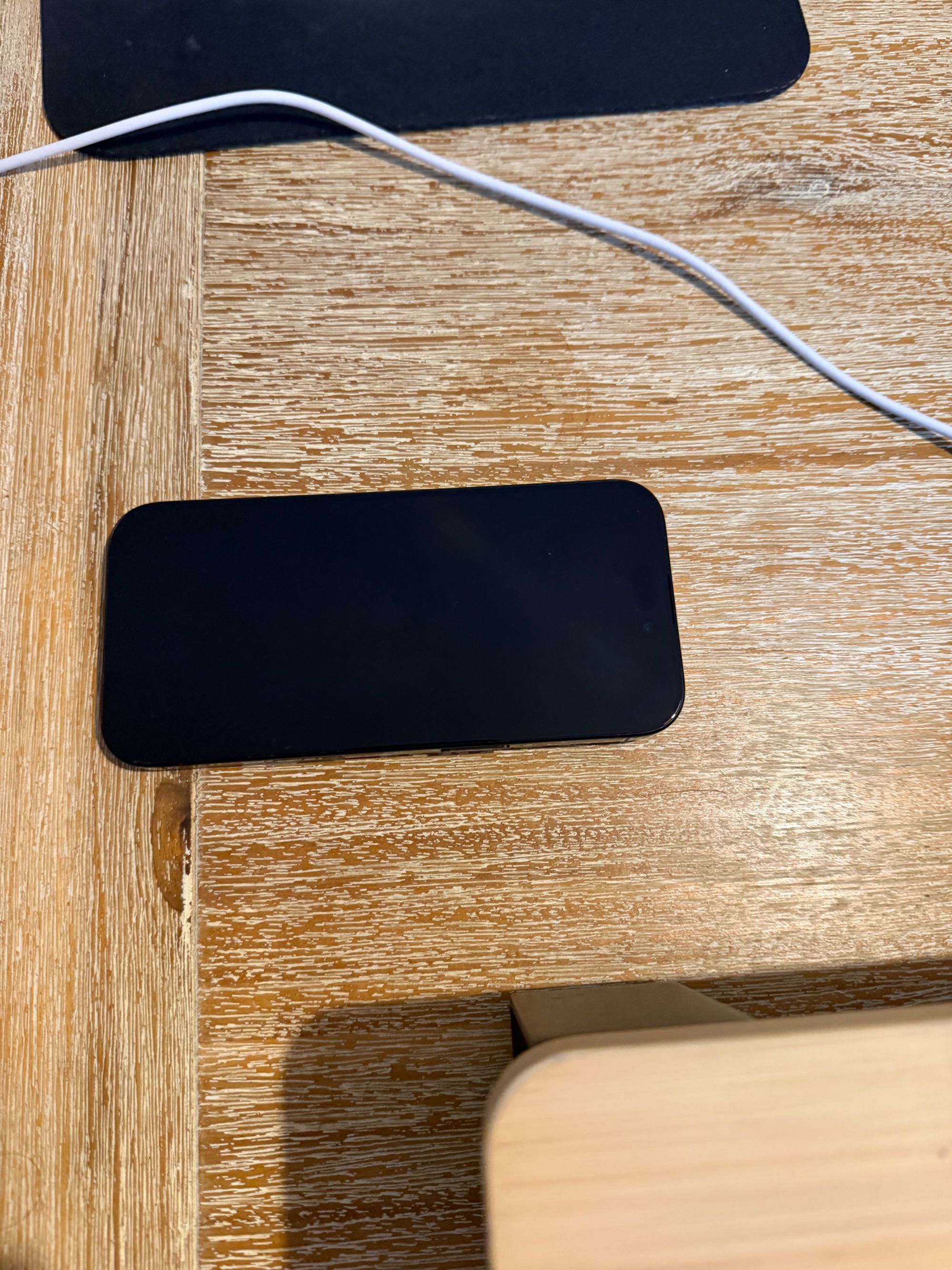 Iphone 16 pro novo (bateria a 100%, garantia, sem riscos) 128gb + capa