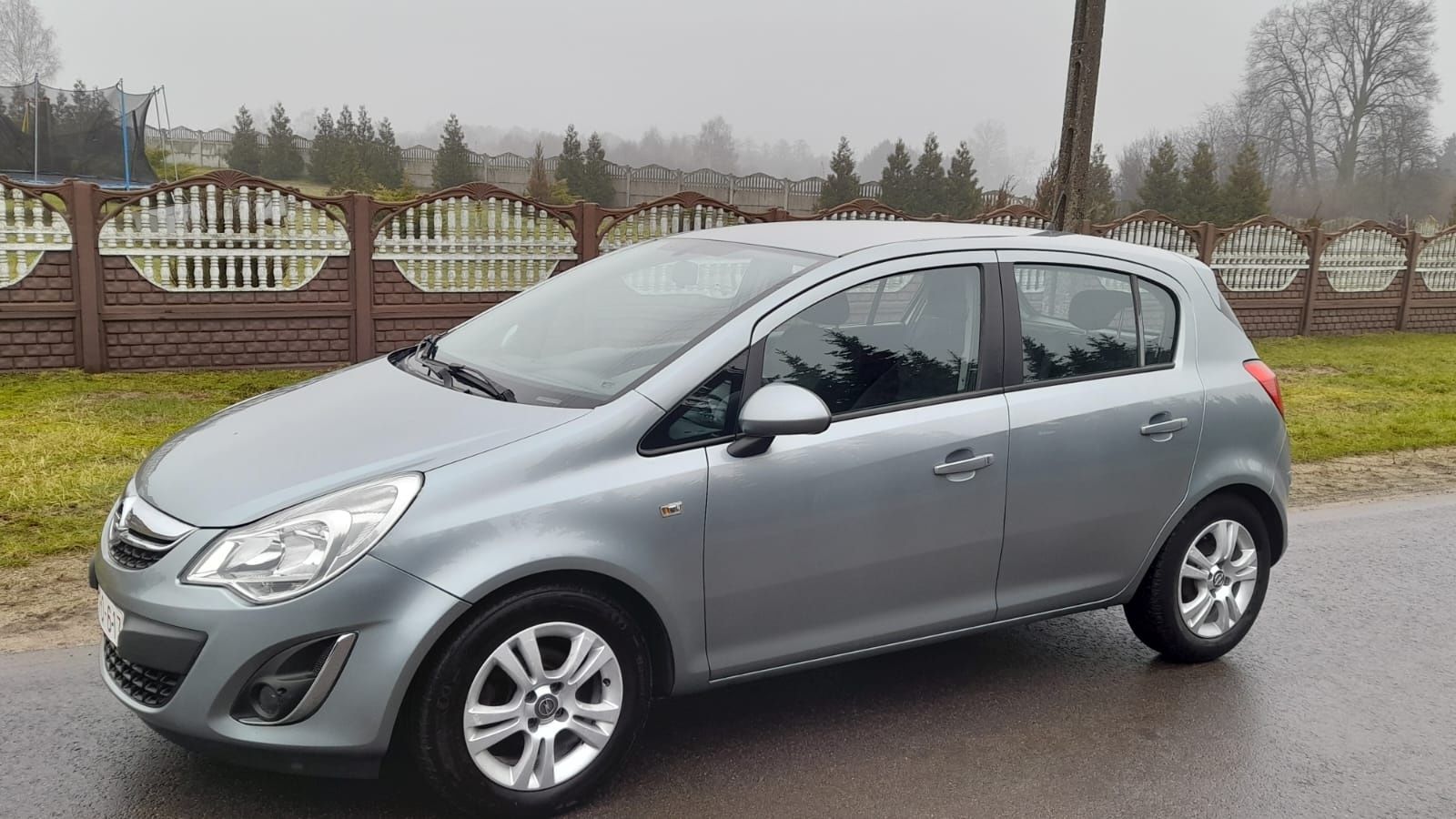 Opel corsa D 1.3cdti 90km Klimatyzacja