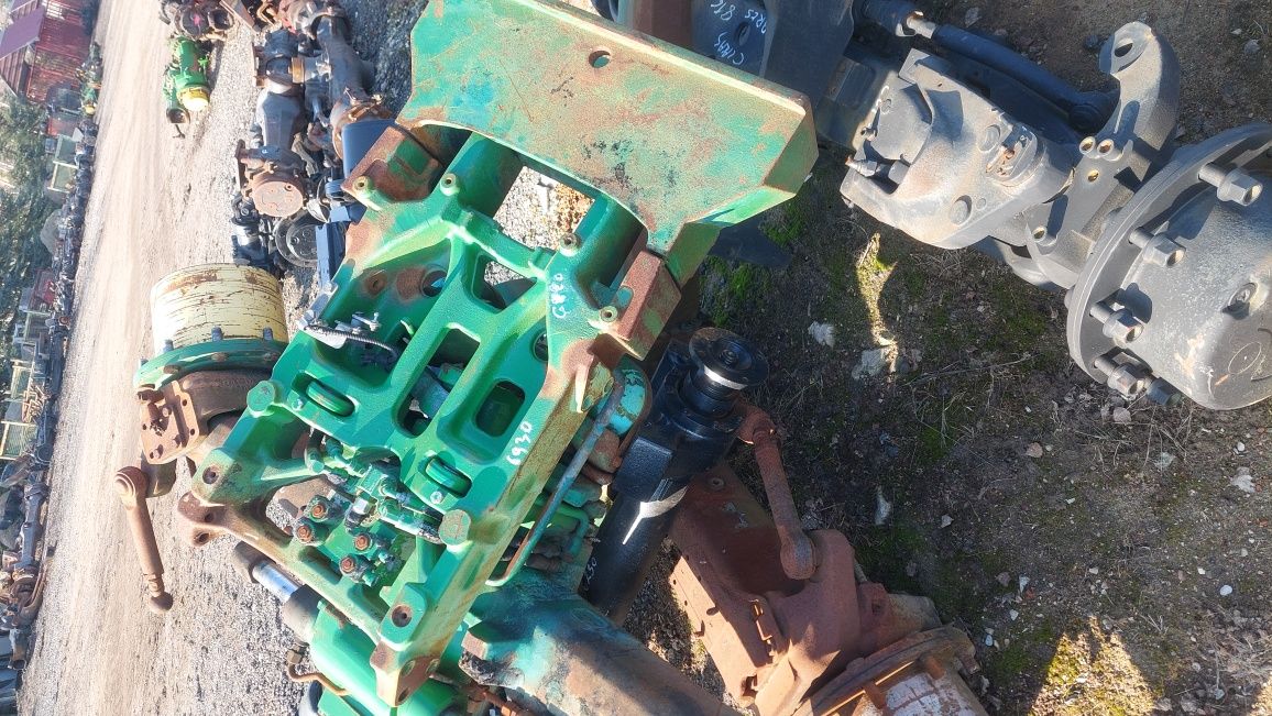Przedni naped john deere 6930