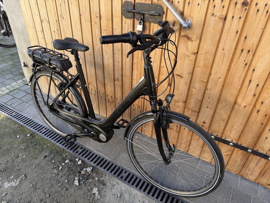 Rower Elektryczny CUBE TRAVEL GTS Bosch Active Line Trek Nexus L 58