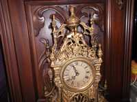 Relógio antigo de mesa