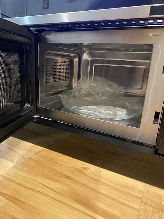 Amica-kuchenka mikrofalowa do zabudowy