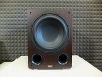 Duzy i solidny subwoofer aktywny MAGNAT ALPHA RS 12 / Mocca
