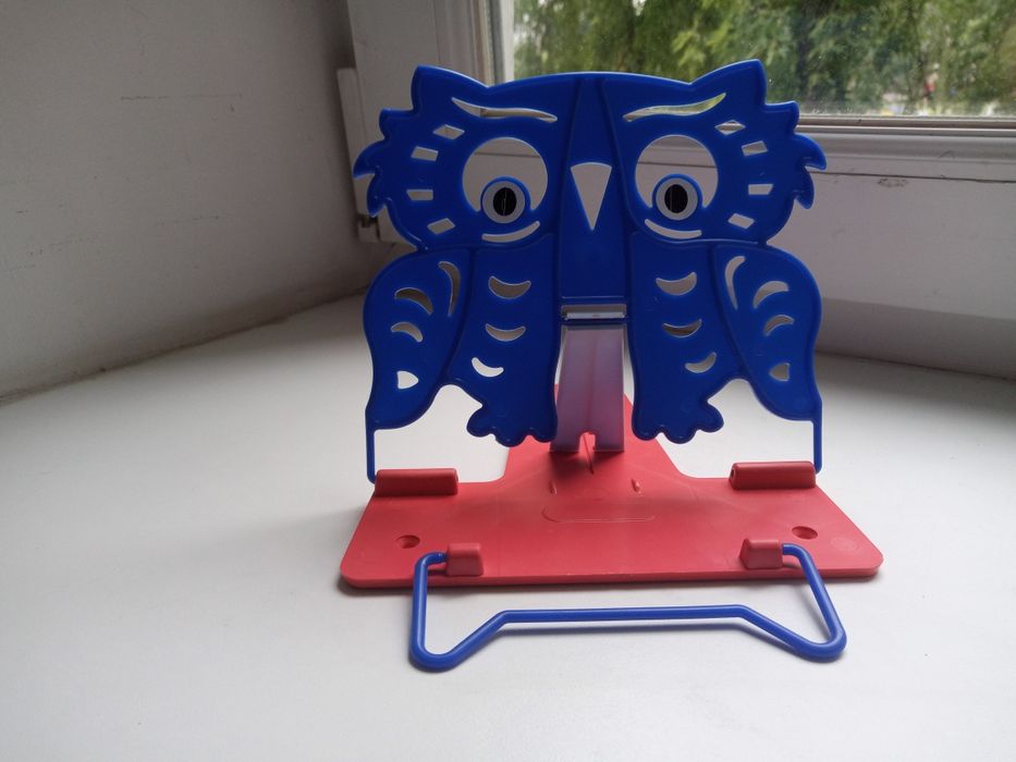 Подставка для книг , планшета , телефона и т.д.