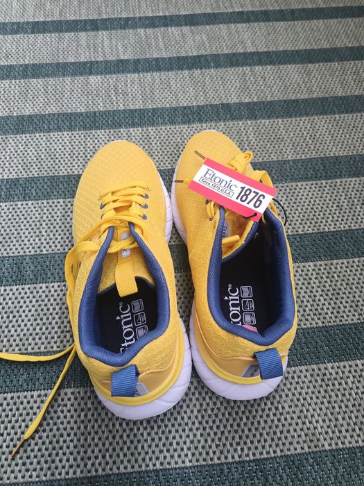 Buty do biegania Etonik (USA) nowe