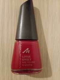 lakier do paznokci marki Manhattan Lotus Effect mocna czerwień