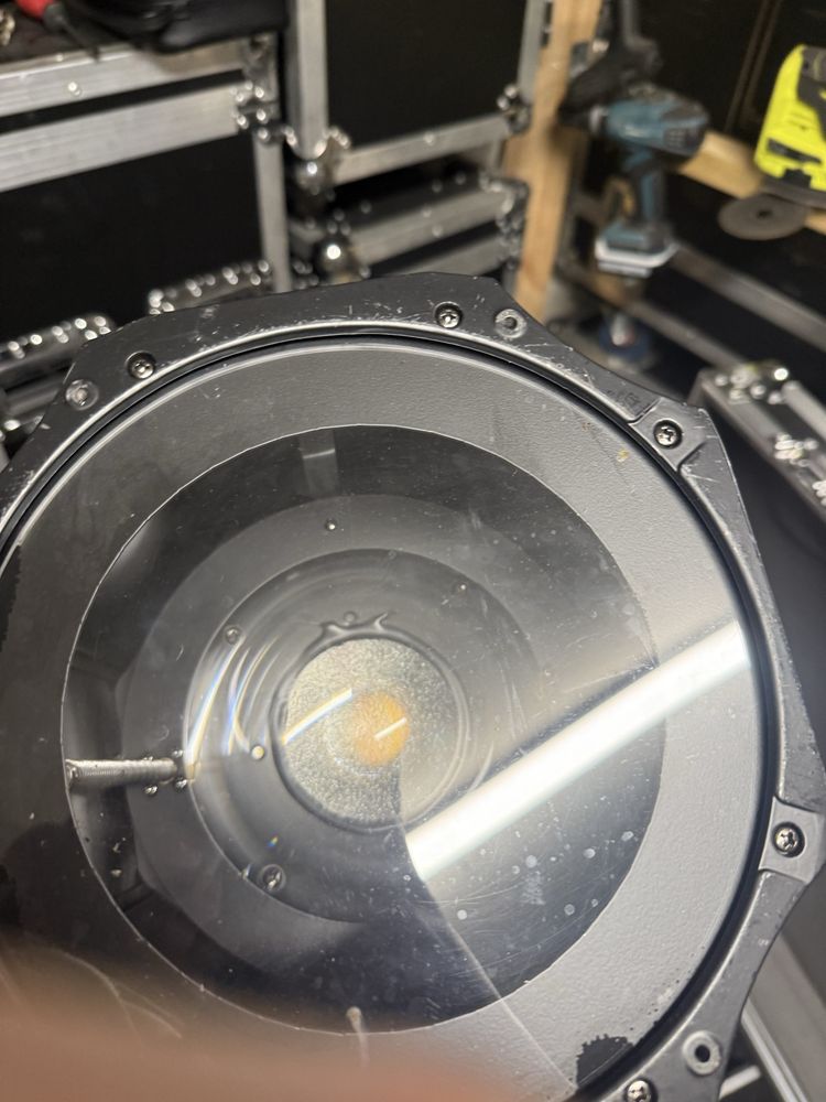REFLEKTOR par spot 200W Cob Zoom