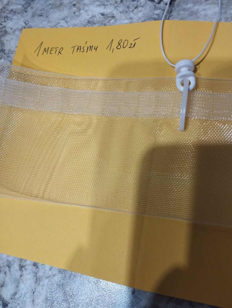 Taśma transparentna szer 7,5 cm . 340 metrów.