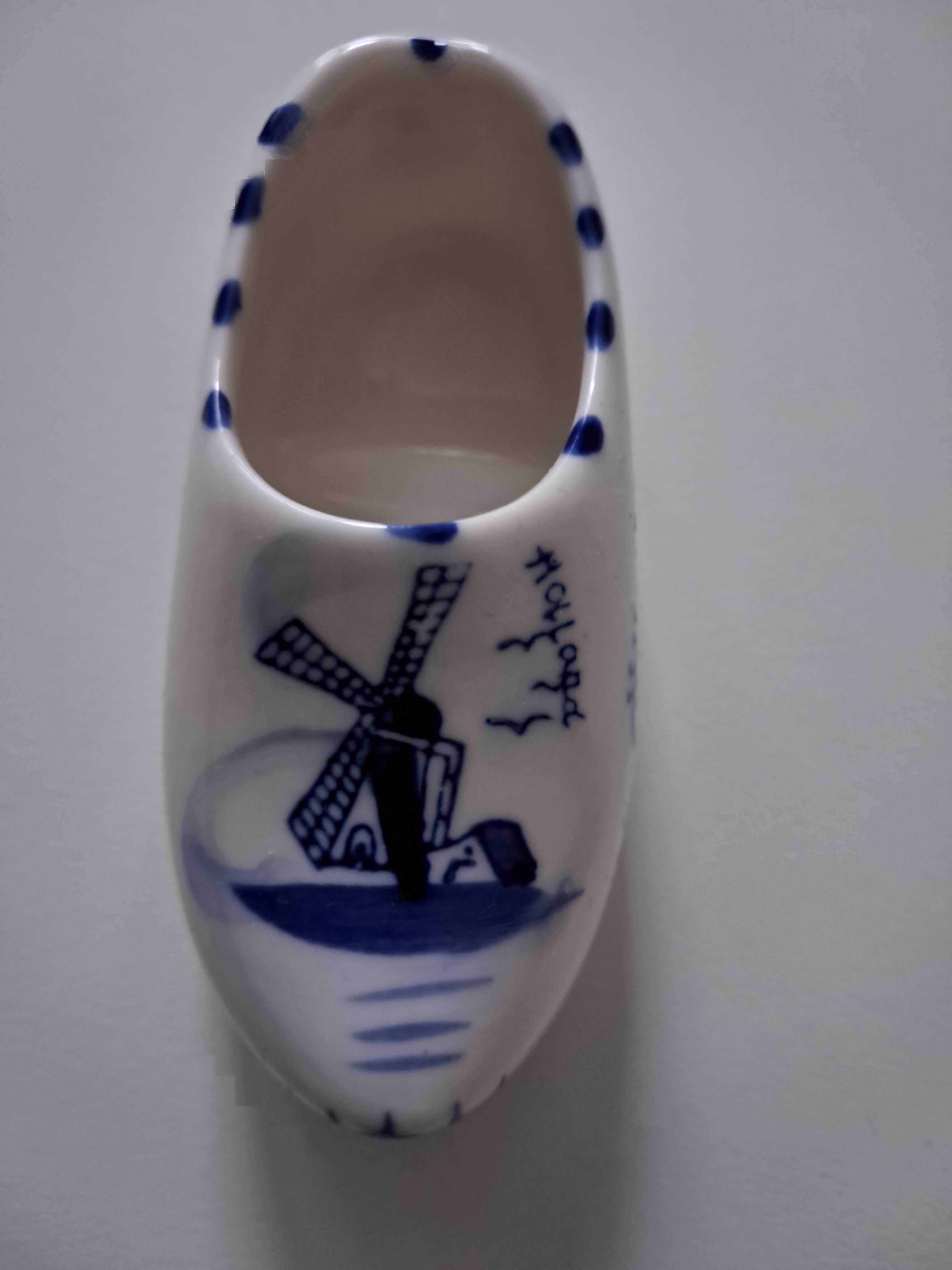 Porcelanowy but bucik Delft Blue HOLANDIA