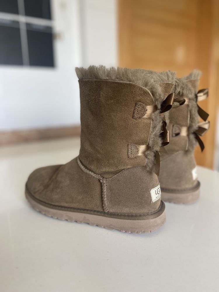 Botas castanhas UGG