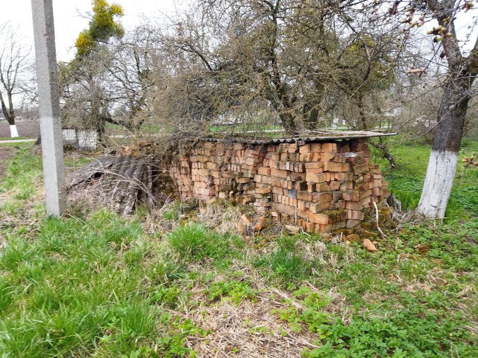 Продам цеглу (червона і біла)