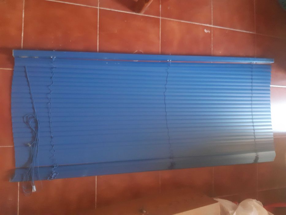 Persianas de alumínio azul (140cm × 175cm)