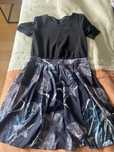 Varios vestidos pouco usados