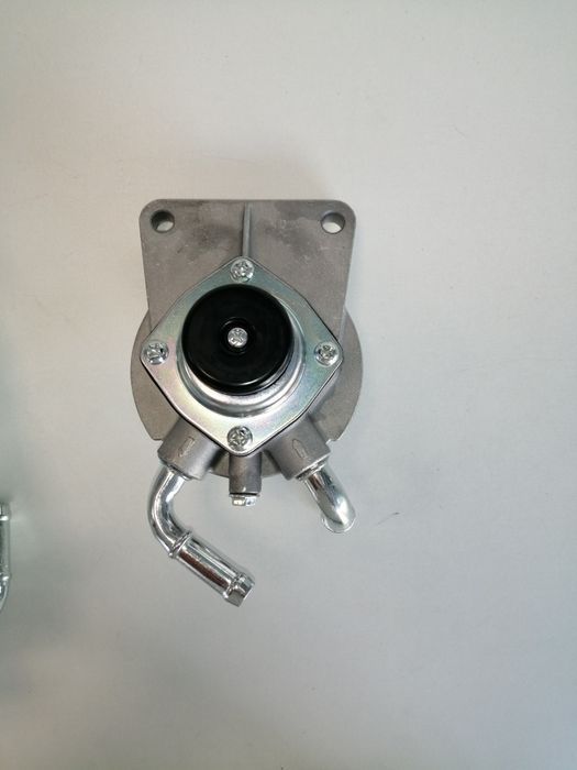 Bomba manual de gasóleo Mitsubishi canter FE534 FB634