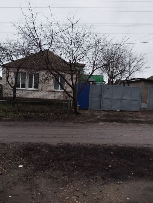 Продам будинок, в місті Глухові вул Синявська (Кутузова) 11.