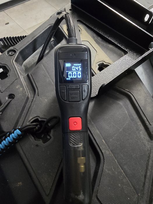 Bosch EasyPump Pompka elektryczna do roweru kompresor