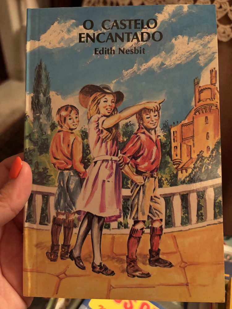 Livros infanto-juvenis e infantis