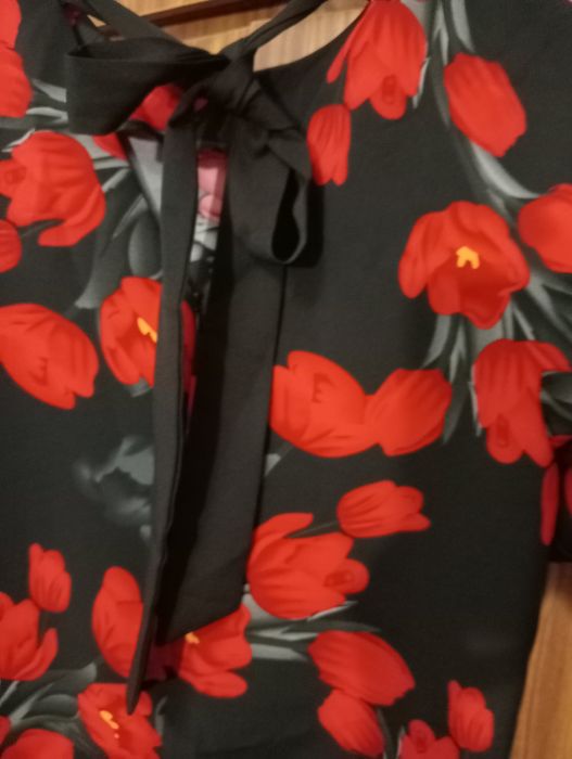 Сукня жіноча в гарному стані