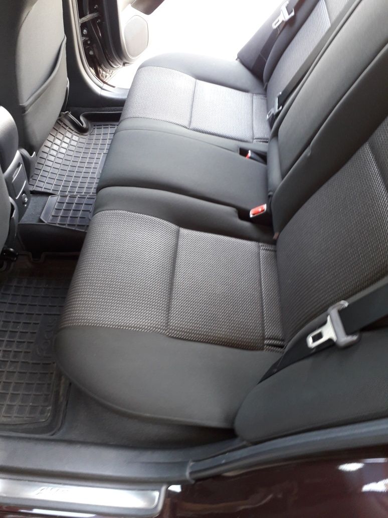 Сидіння (салон) TOYOTA Аvensis Т25 стан нових 2003-2008 року ТОРГ