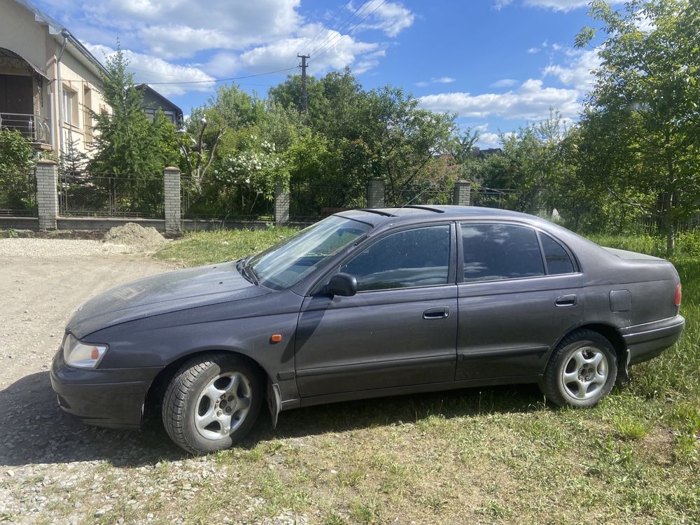 Toyota Carina 1996 1.6