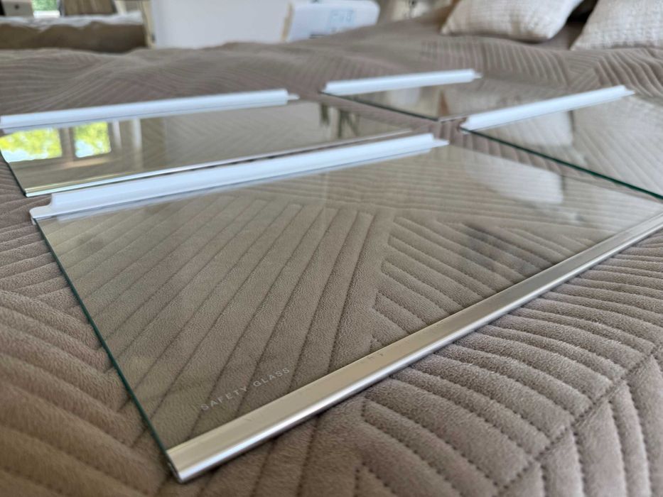 Szklana półka do lodówki Electrolux LNS6TE19S