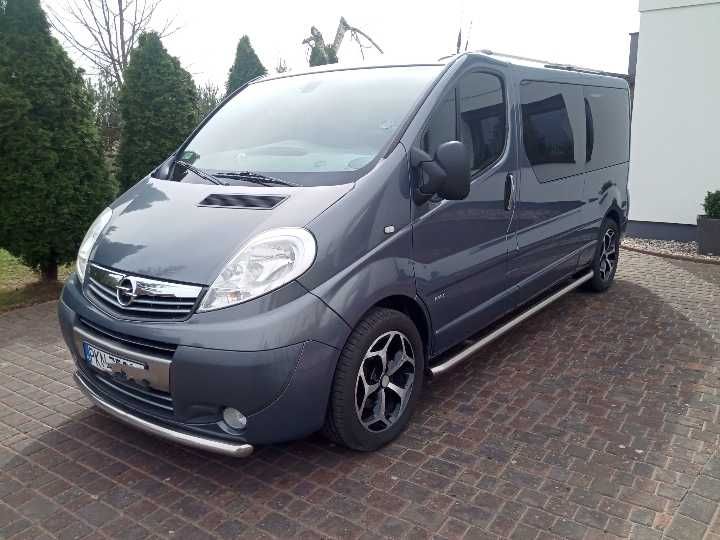 Opel Vivaro 2.0 CDTI 115KM L2H1 2010 rok. 6-io osobowy. Piękny !