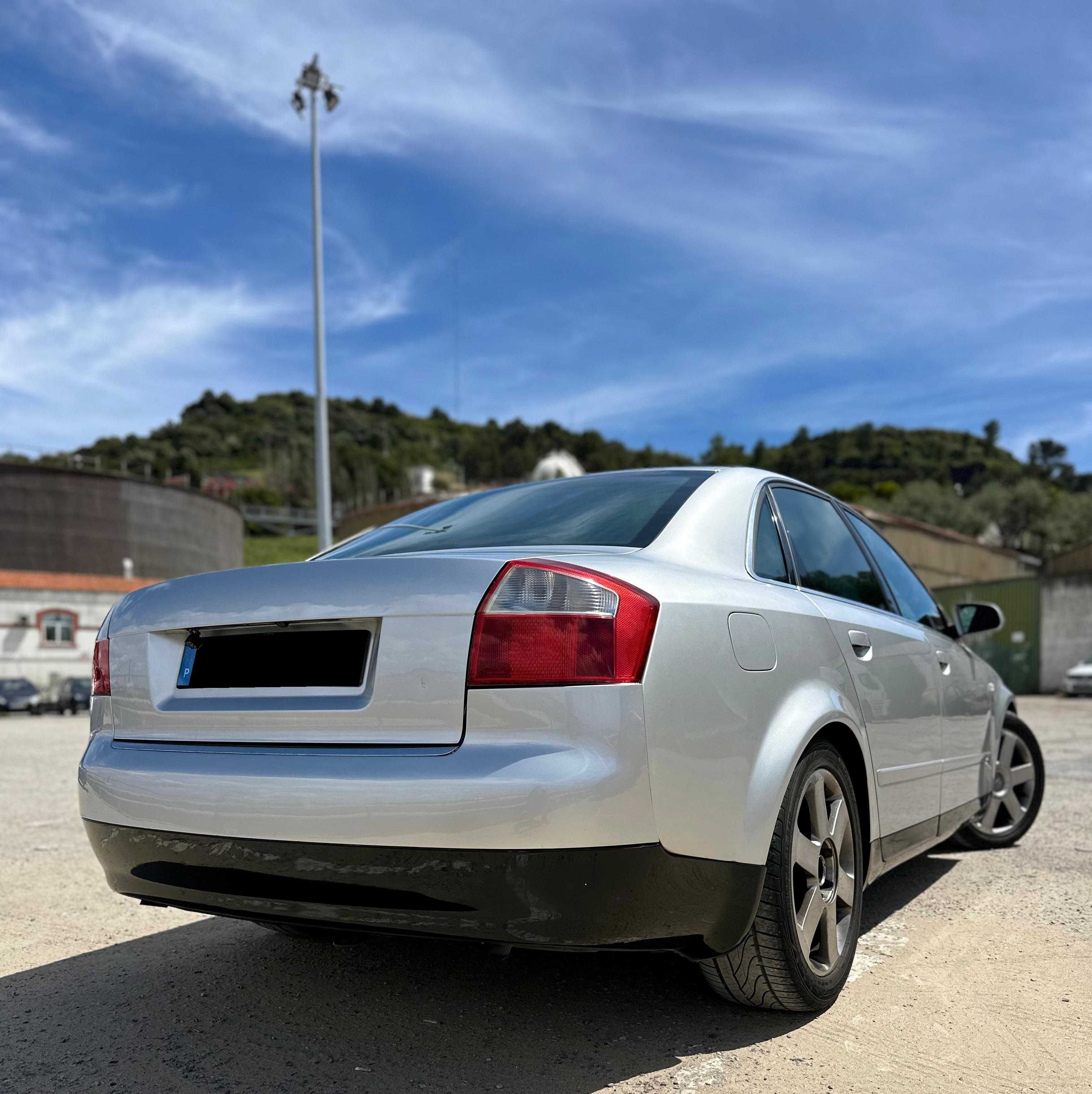 Audi A4 2.5TDI V6 180CV QUATTRO