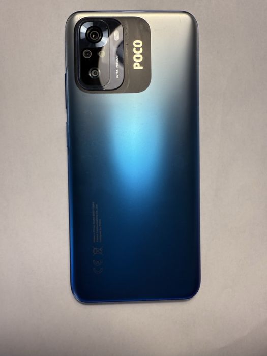 Телефон Poco m5s