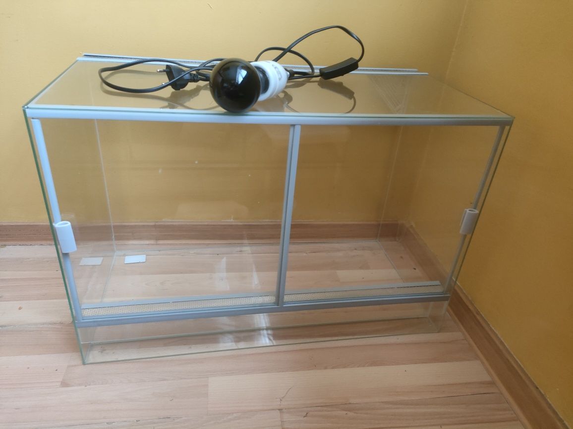 Terrarium 60x30x40 lampa